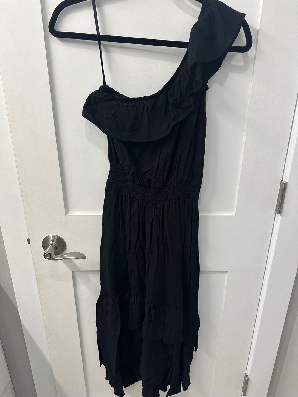 love, Fire Black One-Shoulder Ruffle Dress